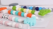 Make silicone pacifier clips flow