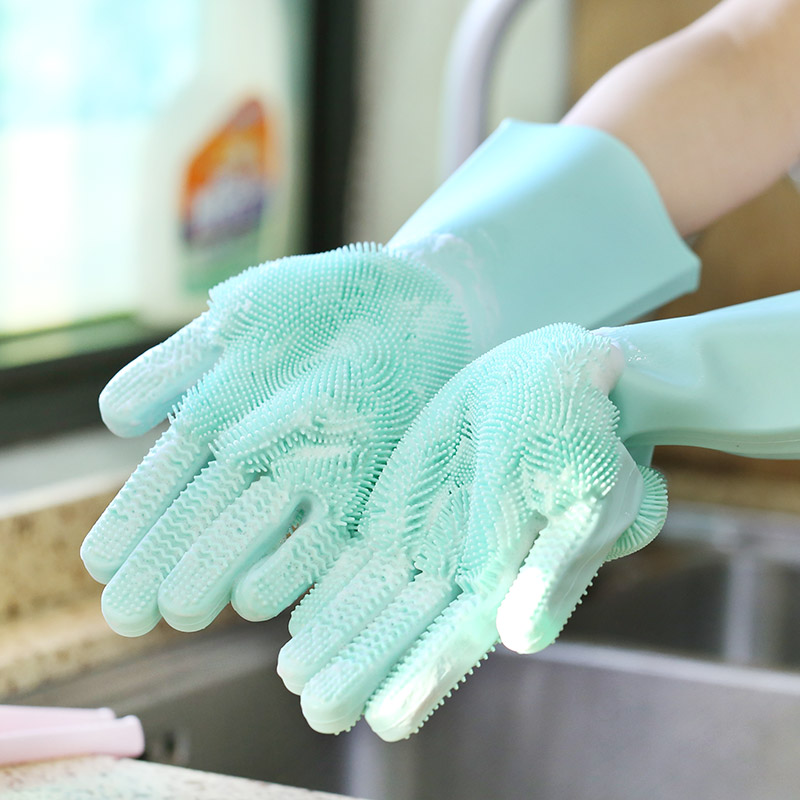 silicone scrubbing gloves
