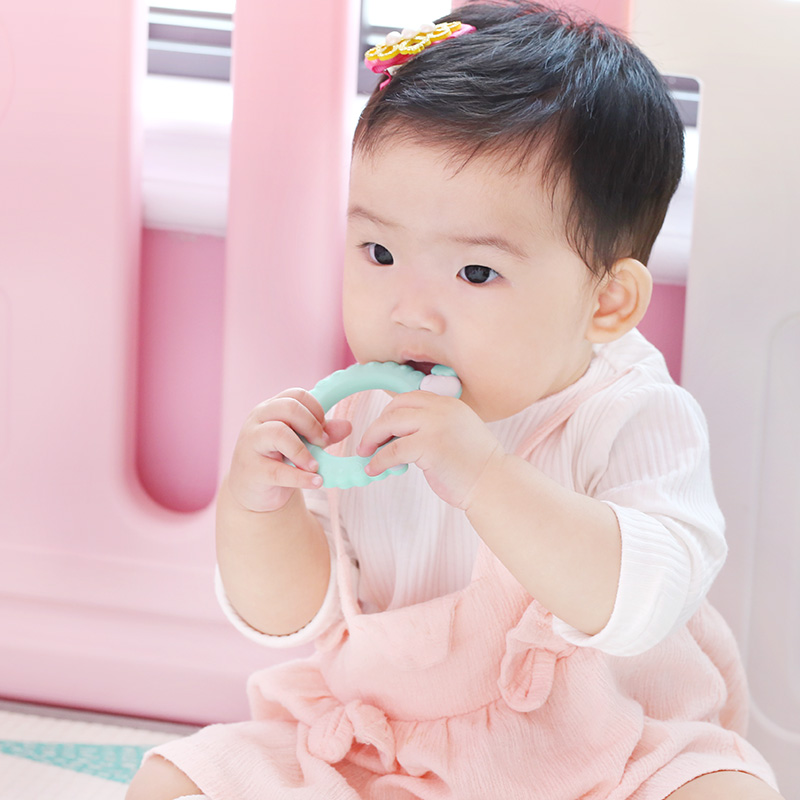 silicone teether for baby